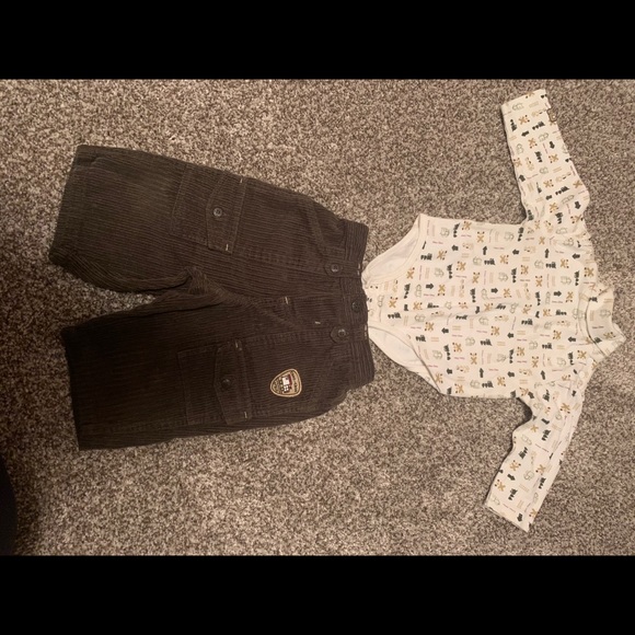 train design turtle neck and corduroy pants - Picture 1 of 2